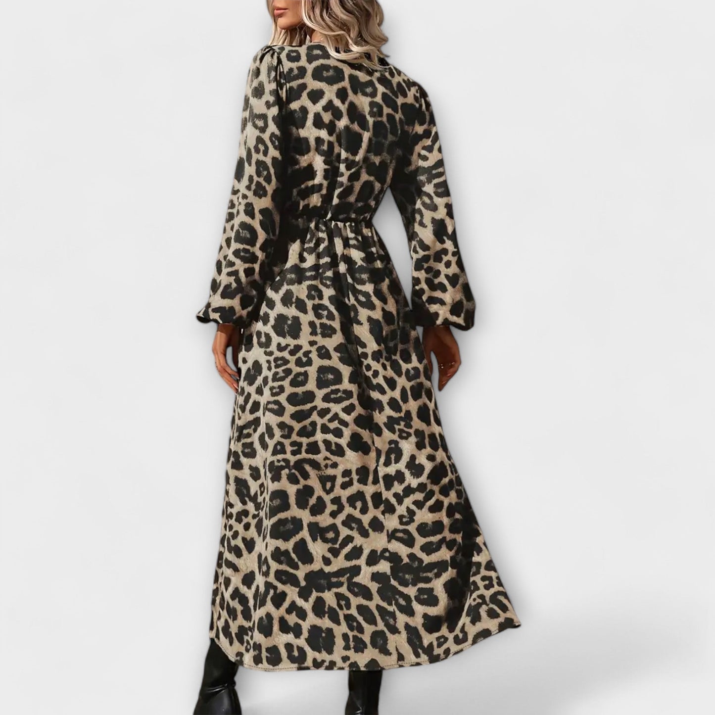 Chic Leopard Print Dress for Day or Night