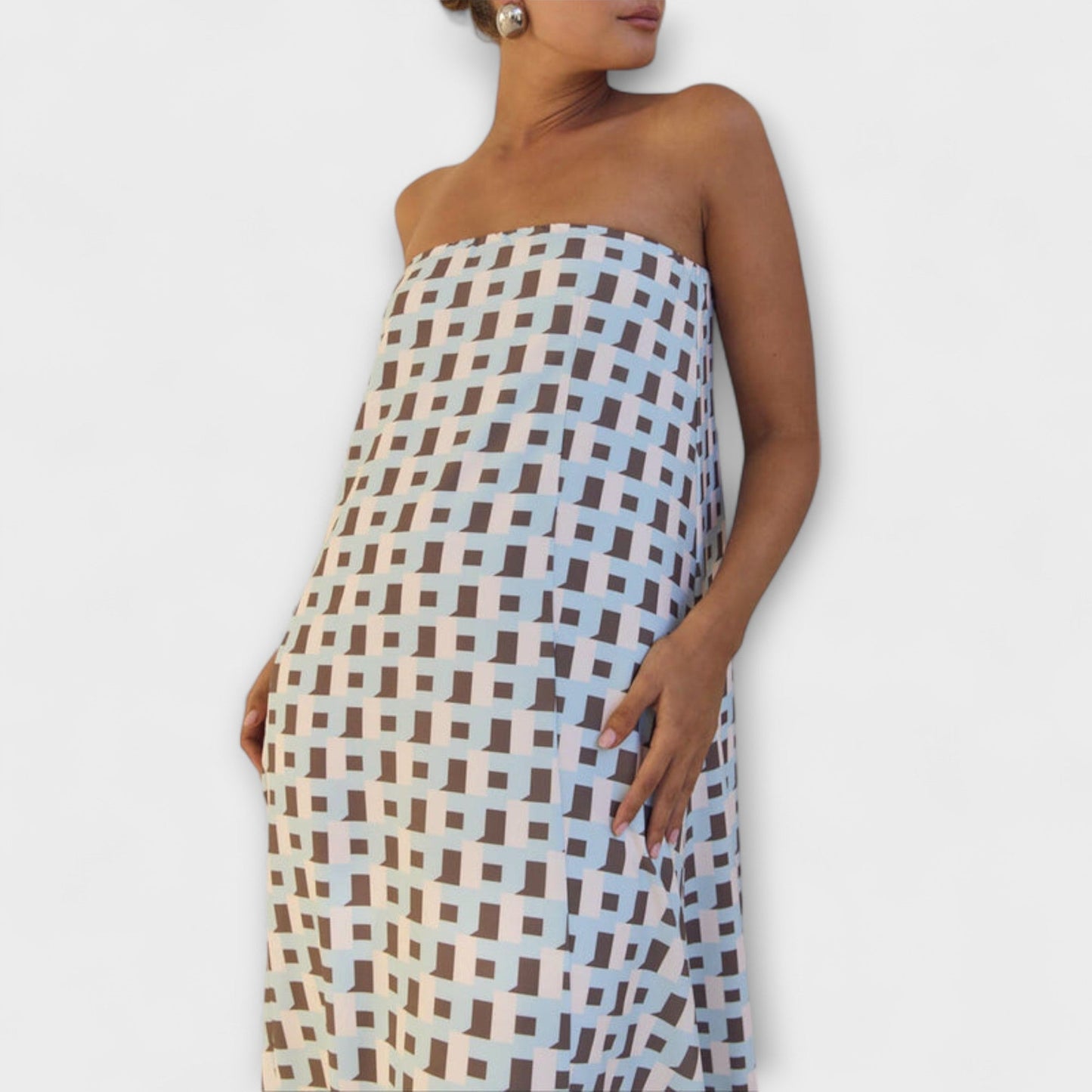 Geometric Off-Shoulder Maxi Dress for Special Occasions