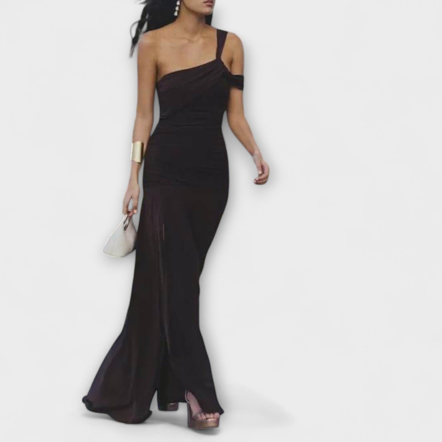 Margot - Off-Shoulder Fitted Maxi Dress for Special Occasions