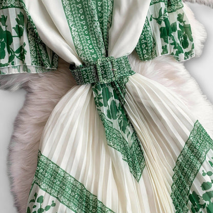 Delilah - Retro Chic Dress for Any Occasion