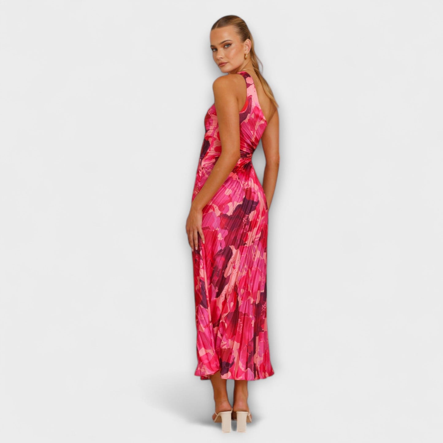Sienna - Chic Cut-Out Maxi Dress for Events