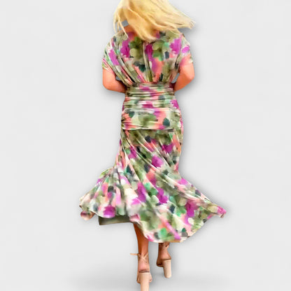 Aurora - Chic V-Neck Maxi Dress for Any Occasion