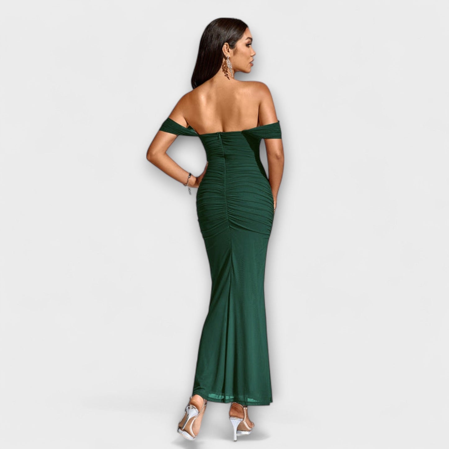 Ione - Chic Off-Shoulder Ruched Dress for Any Occasion