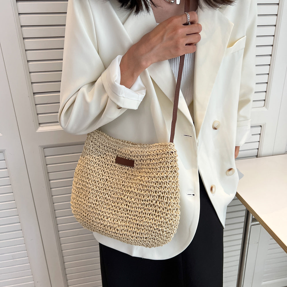 Chic Canvas Shoulder Bag for Everyday Wear